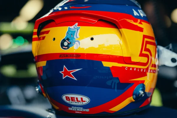 VIDEO | Sainz meets young fan behind unicorn sticker: ‘Brought me a lot of luck’