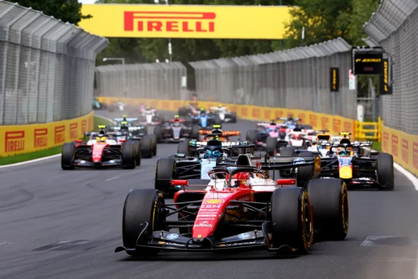 VIDEO | Expected chaos at start of Australian GP fails to materialize, Leclerc takes lead