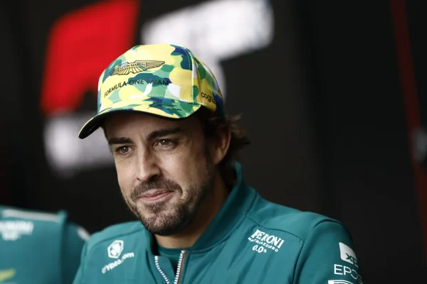 Fernando Alonso sees potential in the Aston Martin: ‘It still feels fragile’