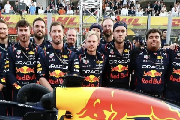 Verstappen's lead mechanic says final goodbye to Red Bull: ‘What an adventure’