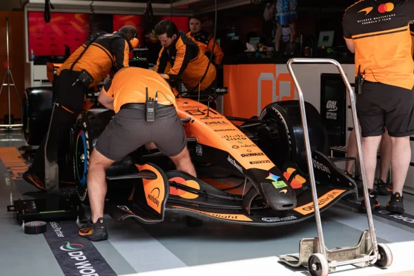 McLaren must sit out Chinese GP, investigates problems for Norris and Piastri