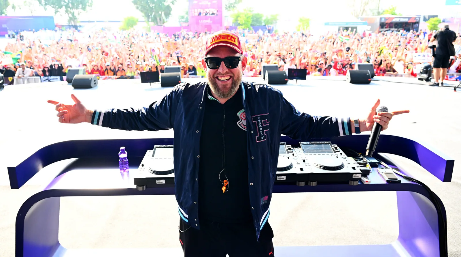 Dutch Formula 1 DJ misses opening races: ‘Not responsible’