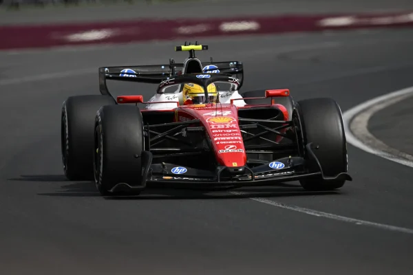 Ferrari racing in China with the ‘Macarena’ rear wing: ‘No direct advantage’