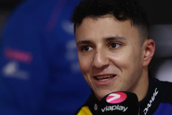 Isack Hadjar contradicts Verstappen: ‘The racing really isn't that bad’