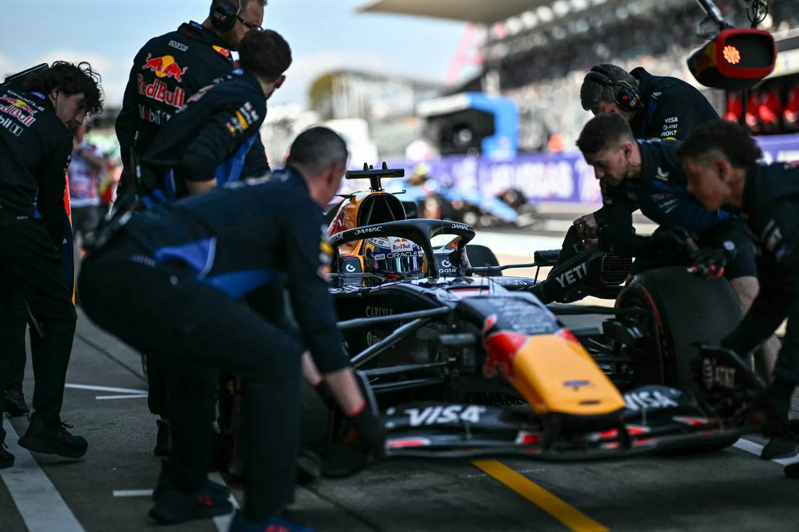 VT2 GP Japan: Piastri and Norris quick, Verstappen struggles to P10