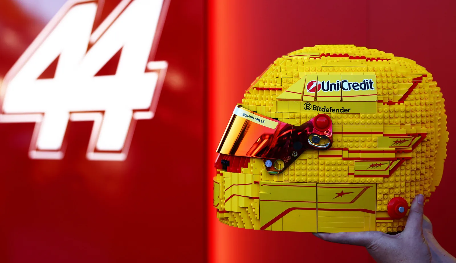 PHOTO SERIES | Ferrari’s LEGO helmets and Bottas’ mullet steal the show in Melbourne