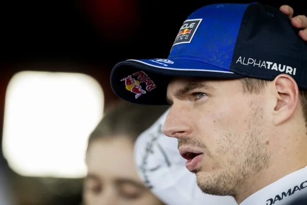 Verstappen escapes after crash: no fractures in hand