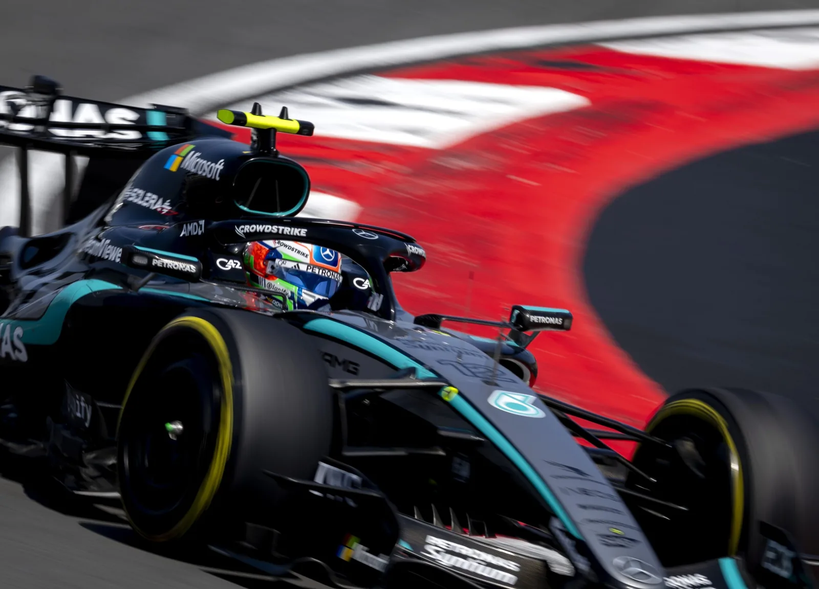 Relive Chinese GP qualifying: Pole for Antoneli, Verstappen eighth