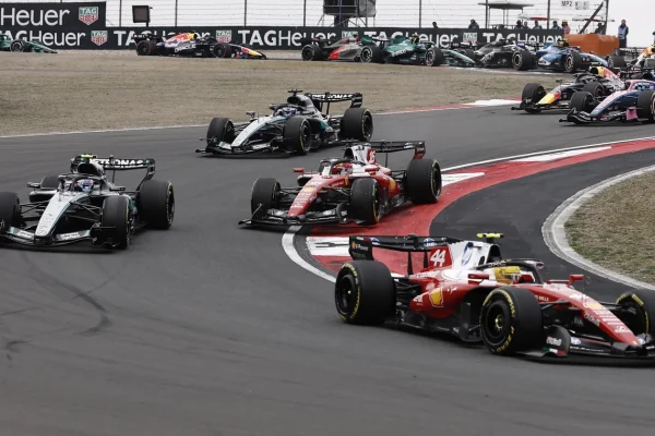 ‘FIA waits with regulation changes after positive reactions to Chinese GP’