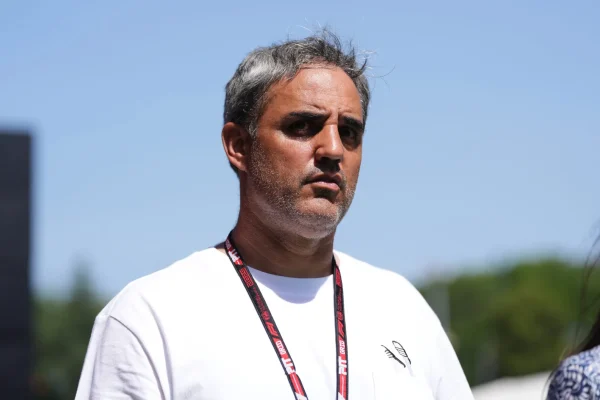Montoya wants penalty for Verstappen after Mario Kart comparison: ‘Disrespectful to F1’