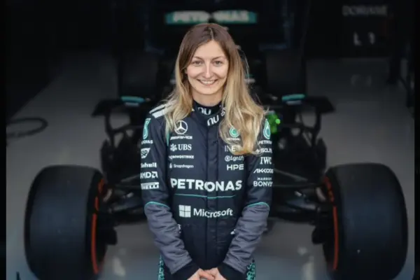 VIDEO: Doriane Pin makes F1 test debut at Silverstone with Mercedes
