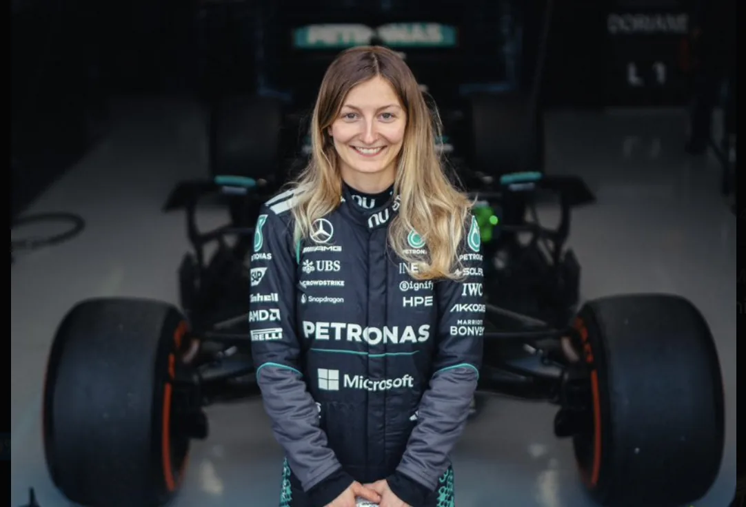 VIDEO: Doriane Pin makes F1 test debut at Silverstone with Mercedes