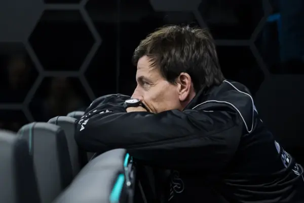Toto Wolff ‘fired’ Hamilton and Rosberg during heated title battle: ‘It's not just about you’