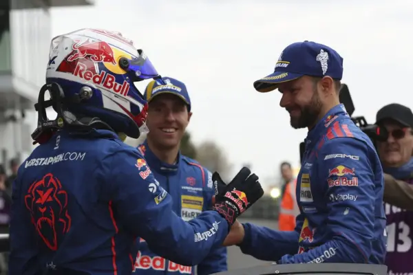 Schedule qualifying races | What time does Max Verstappen race at the Nürburgring