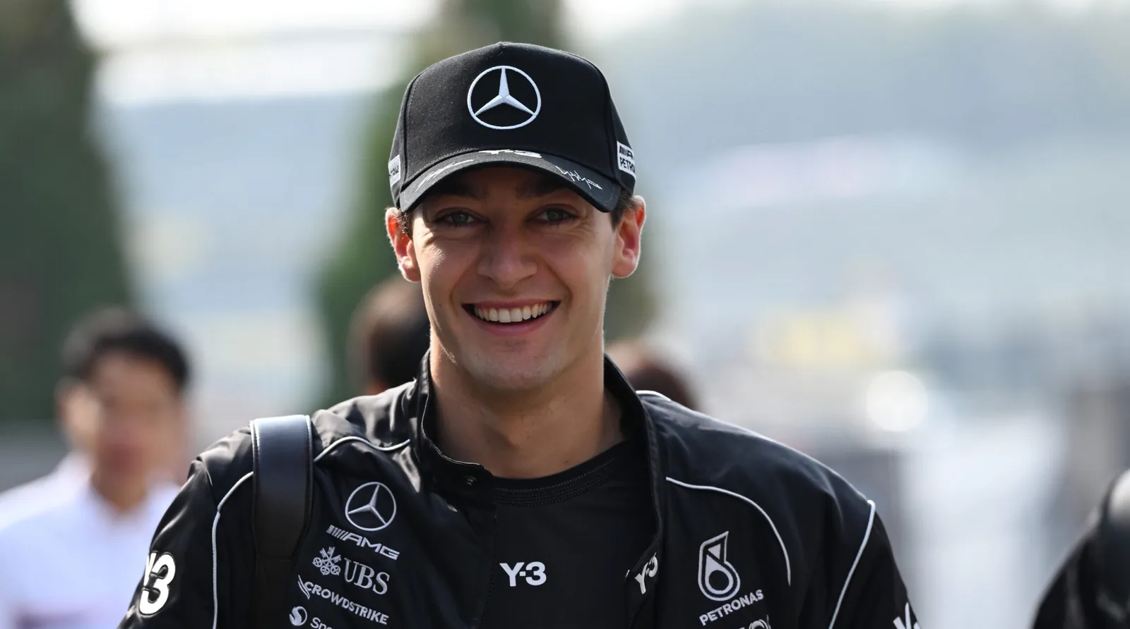 VIDEO | Russell stands behind Verstappen after tire test: ‘I love the Nürburgring’