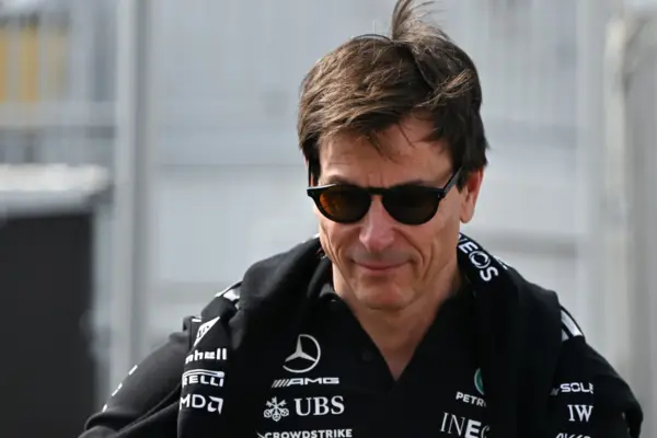 Wolff reveals approach to next internal Mercedes title fight: ‘Let them race’