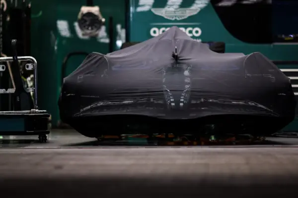 VIDEO | Aston Martin causes a stir, tests with extreme F1 hypercar