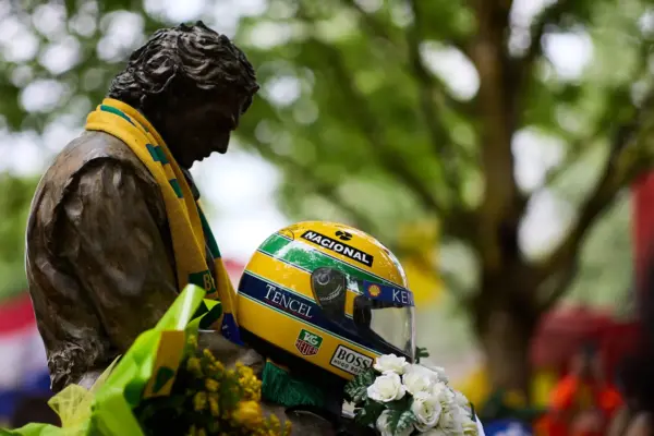 PREMIUM: The last days of Ayrton Senna in Imola: ‘He cried and said he no longer felt like it’