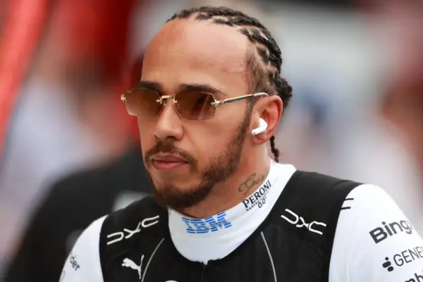 ‘Unlucky’ Lewis Hamilton gave the middle finger to Colapinto in GP Miami
