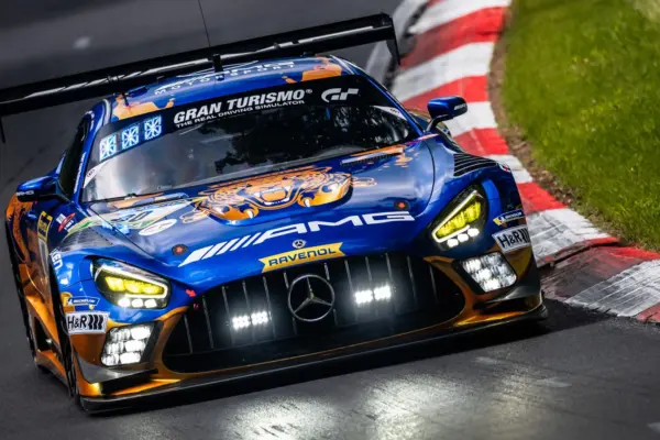Sister team Verstappen wins 24 Hours of Nürburgring, overall victory for Mercedes