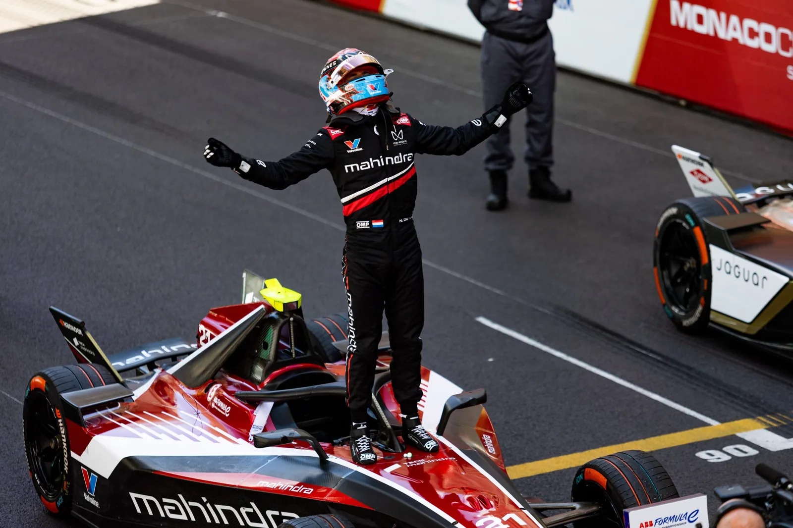Special victory for De Vries at Formula E in Monaco