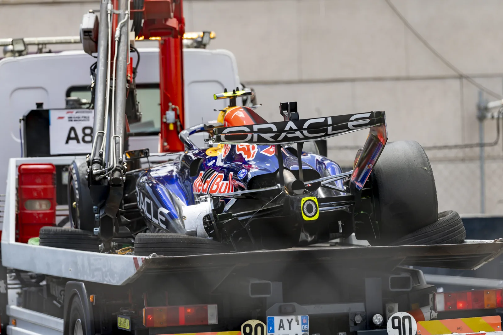 Isack Hadjar surprised by hard crash in Monaco: ‘You don’t often see a crash like that’