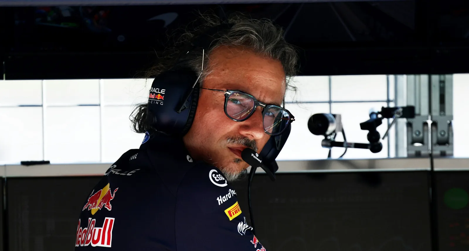 Remarkable thank you to Max Verstappen over the radio: ‘Thank you for singing it out with us’
