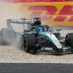 VIDEO: GP Belgium already over for George Russell, driver ends up in the gravel after collision with Hamilton