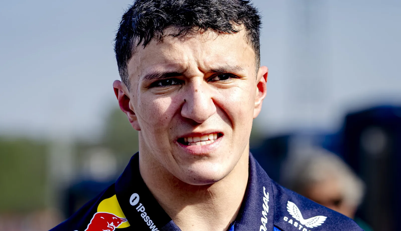 Frustration oozes from sarcastic Isack Hadjar: ‘Really nice, such a step back’