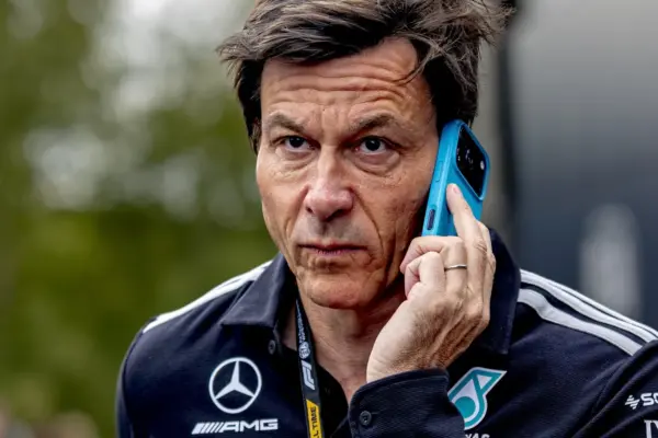 Toto Wolff reprimands George Russell after crash in Belgian GP: ‘Probably due to his driving style’
