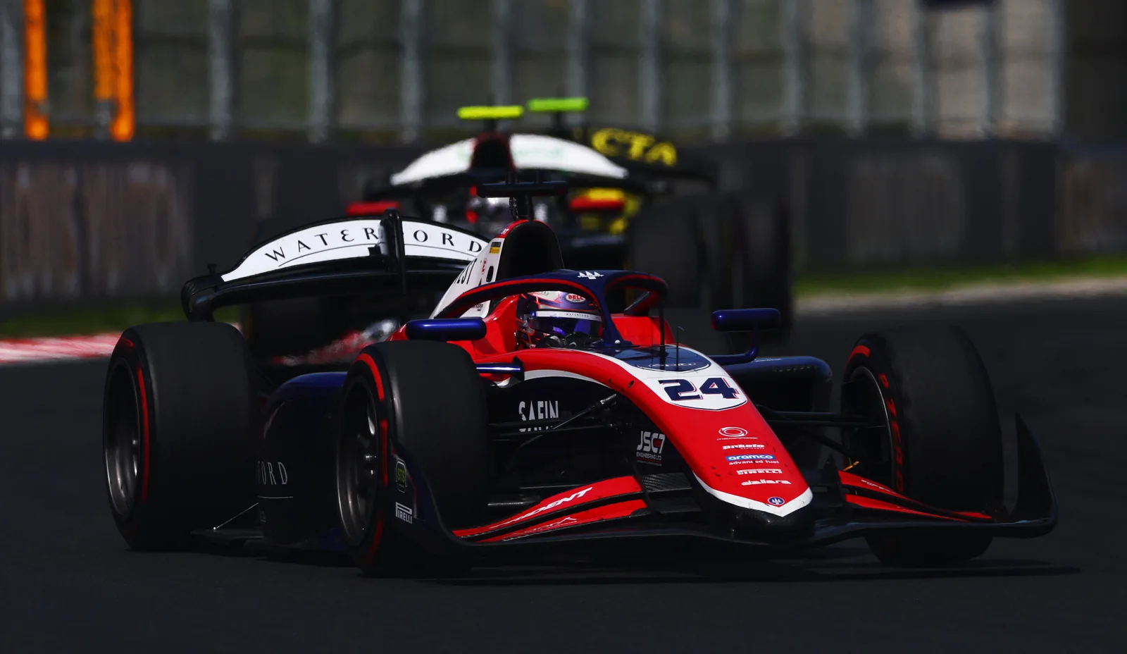 Laurens van Hoepen narrowly misses the podium in Hungary, Noel León wins F2 main race