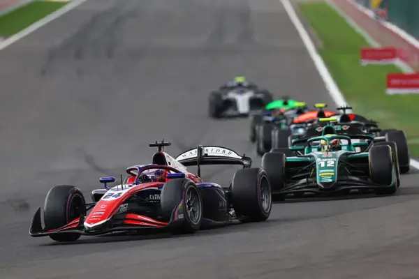 Trident-auto Laurens van Hoepen catches fire after crash at Spa-Francorchamps