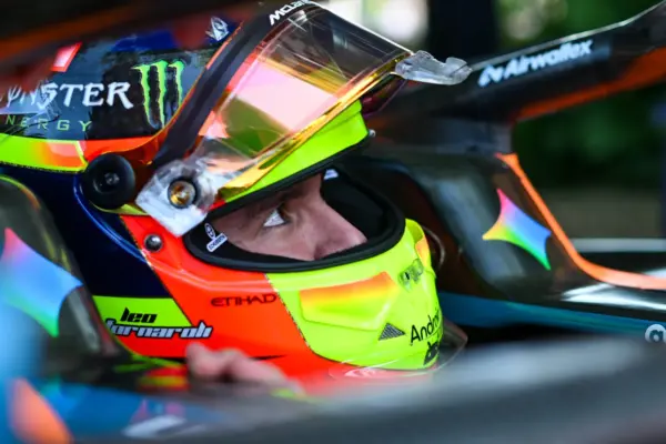 Leonardo Fornaroli back in action for McLaren, multiple teams opt for driver change
