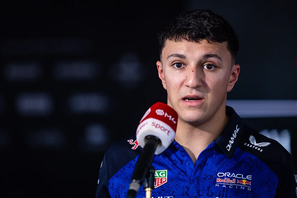 Isack Hadjar started the Red Bull adventure with doubts: ‘We are talking about Max here’